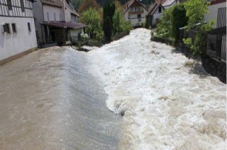 Gewaesserschutz-Hochwasserschutz-Bodenschutz/02_Expertise_zum_Thema_Hochwasser.pdf